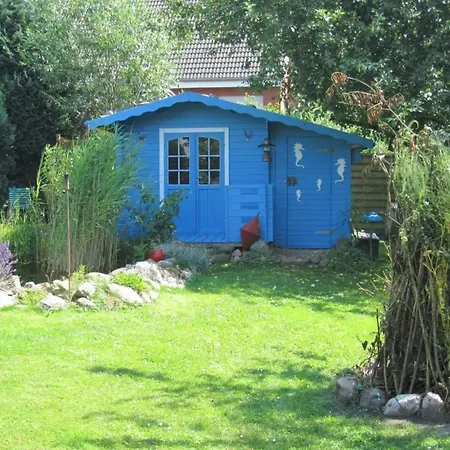 Apartment In Mit Grossem Garten By Interhome